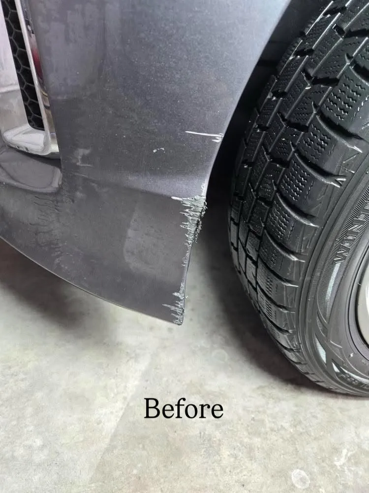 今回フリードの擦り傷を修理させていただきました。